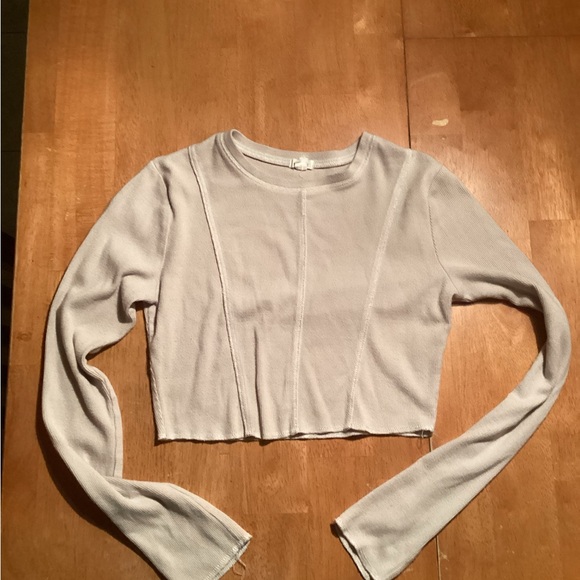 Garage Tan Long Sleeve Crop Top - size S - Picture 1 of 9